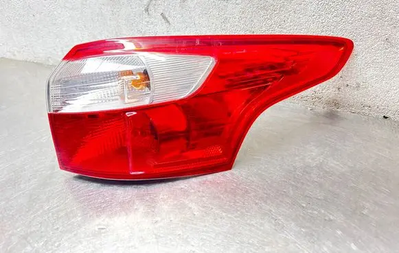 Ford Focus Rear/tail lights BM5113404GF 18092013