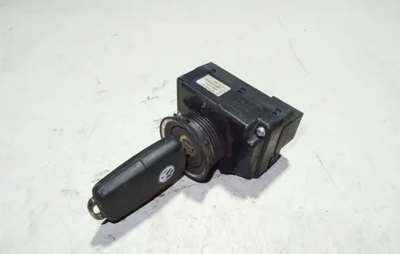 Audi A8 S8 D3 4E Ignition lock 3D0905865C