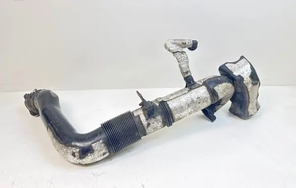 Ford Focus C-MAX Intercooler hose/pipe 3M519A673HF 6652A