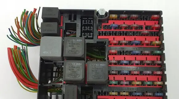 Ford Fiesta Fuse module 2S6T14401LF