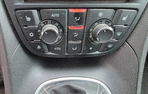 Opel Astra J Climate control unit 