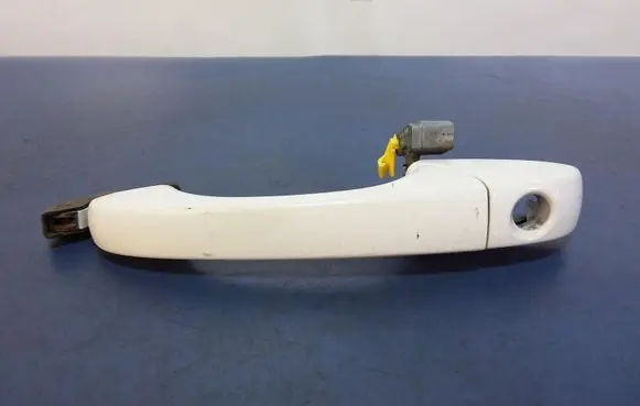 Chrysler Town & Country V Front door exterior handle