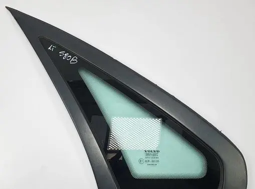 Ford Mondeo Mk III Rear side window