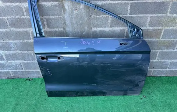 Seat Ibiza V (KJ) Front door 