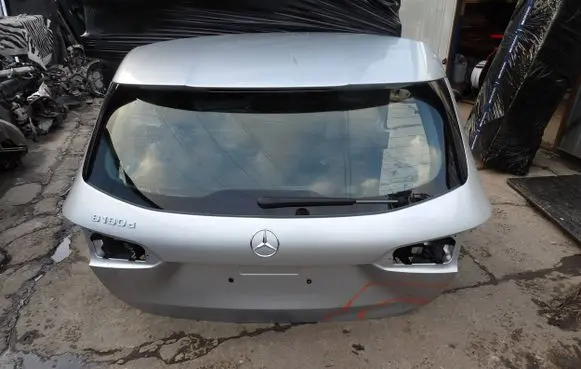 Mercedes-Benz B W247 Tailgate/trunk/boot lid