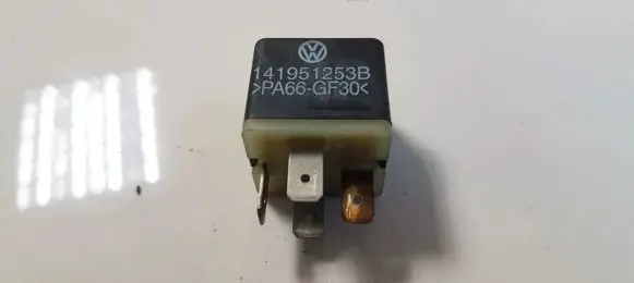 Mercedes-Benz E W211 Other relay 141951253B