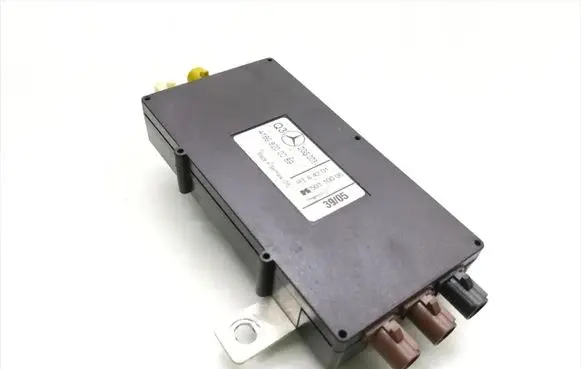 Mercedes-Benz B W245 Aerial antenna amplifier A1698200089 50110006 RT84201