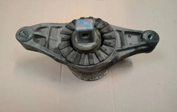 Maserati Levante Engine mount bracket 06700036290