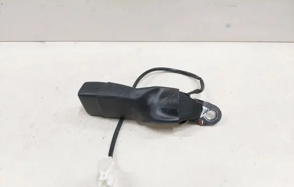Peugeot iOn Rear seatbelt buckle 1018843 G2285