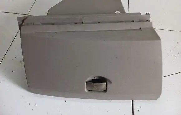 Renault Megane II Glove box 8200078820