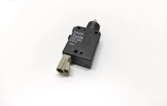 Toyota Avensis T220 Tailgate boot lock/latch motor 6915005010