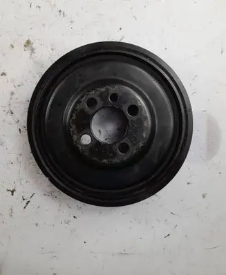 Volkswagen Golf VII Crankshaft pulley 04l105243