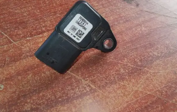 Opel Astra K Air pressure sensor 55505514
