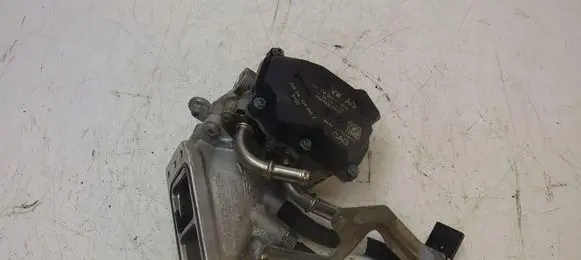 Audi A4 S4 B9 8W Throttle body valve 04L128063T