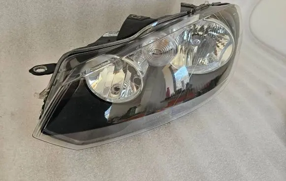 Volkswagen Golf VI Headlight/headlamp 89319331 5K1941005P