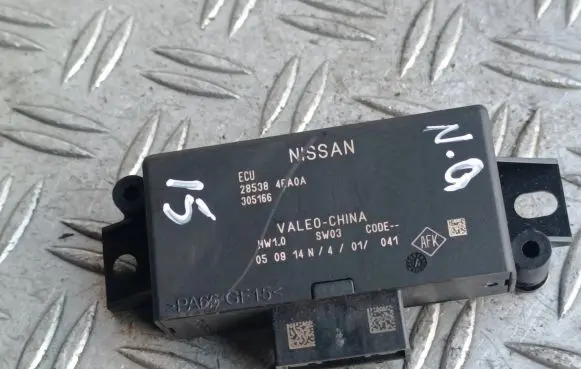 Nissan Qashqai Parking PDC control unit/module 285384EA0A 305166