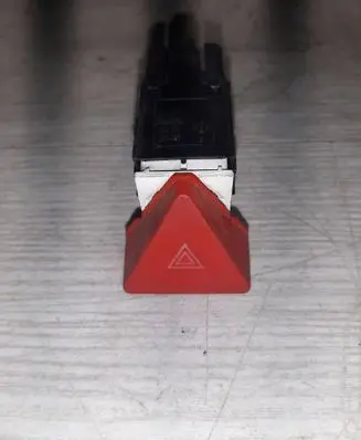 Volkswagen Touran I Hazard light switch 170953509