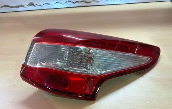 Nissan Qashqai+2 Rear/tail lights 265504EA0A