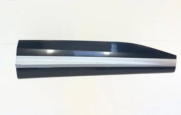 KIA Sportage Front door trim (molding) 87724R2300