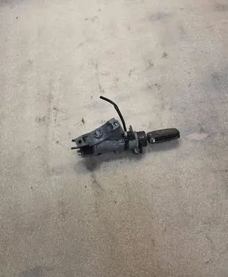 Audi A8 S8 D2 4D Ignition lock 4B0905851