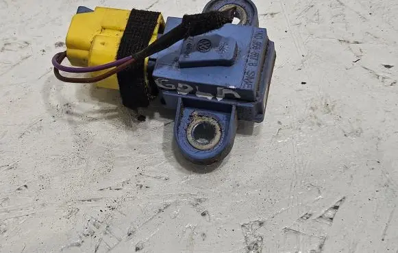Volkswagen Golf Plus Airbag deployment crash/impact sensor 1K0955557B