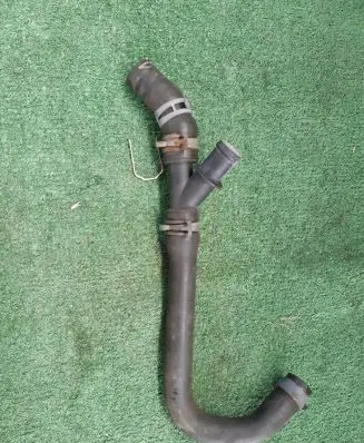 Volkswagen Golf VII Engine coolant pipe/hose 1k0121087q