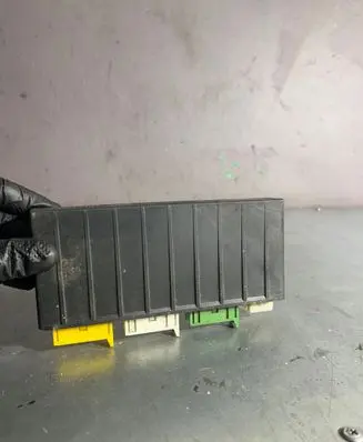 BMW 5 E39 Comfort/convenience module 61351388523 5DK00513501