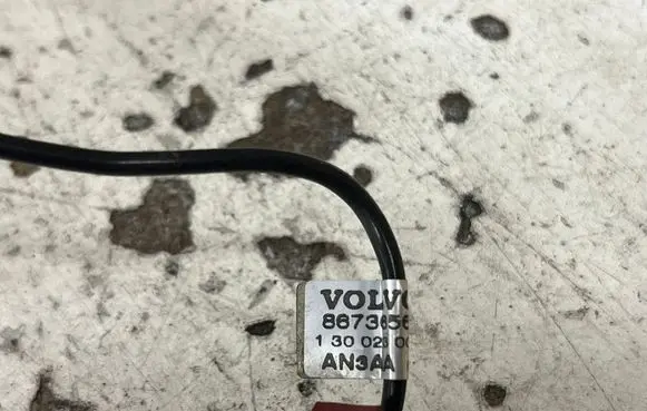 Volvo V50 Aerial antenna amplifier 8673656 13002300