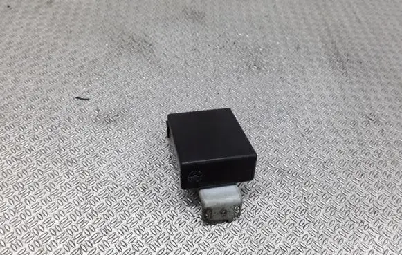 Toyota Yaris Other control units/modules 886501E370