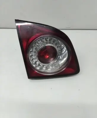 Volkswagen Golf Plus Tailgate rear/tail lights 5M0945093J 89033601