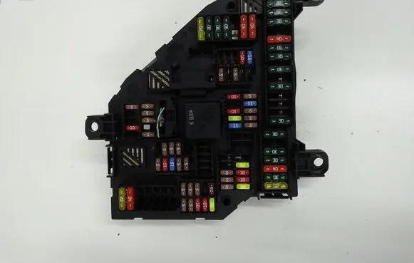 BMW 5 F10 F11 Fuse module 217033452F 9234423 01628978