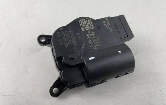 Seat Ateca Air flap motor/actuator 2Q0907511G