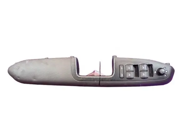 Audi A4 S4 B6 8E 8H Quarter vent window switch 