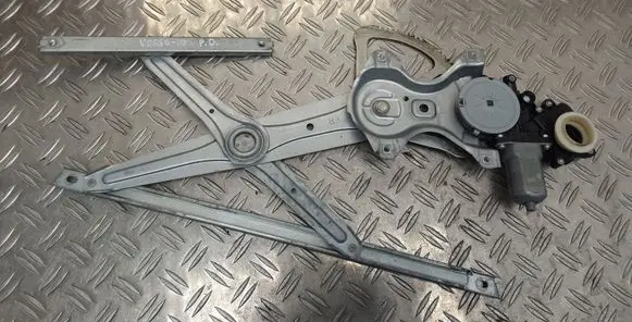 Toyota Verso Front door window regulator with motor 698100F020