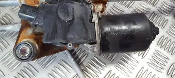 Lexus IS 200-300 Wiper motor 8511053020 85110-53020