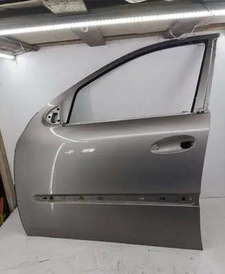 Mercedes-Benz GL X164 Front door