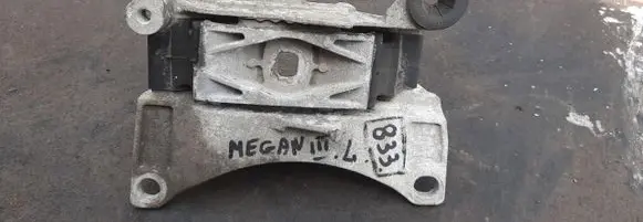 Renault Megane III Gearbox mounting bracket 326d50-1-1-1