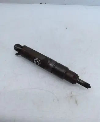 Seat Alhambra (Mk1) Fuel injector 028130201G
