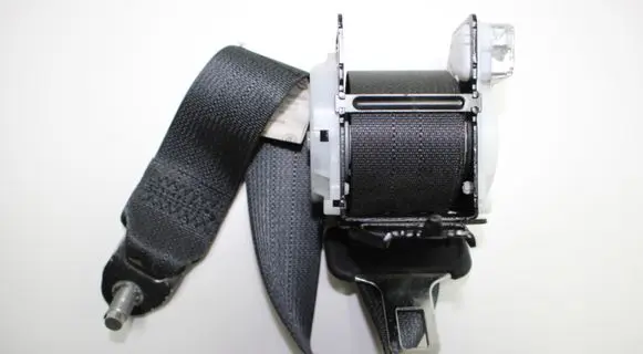 Infiniti M Y51 Rear seatbelt TKAB2EG576