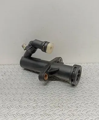 Peugeot 2008 I Clutch slave cylinder 9675318180