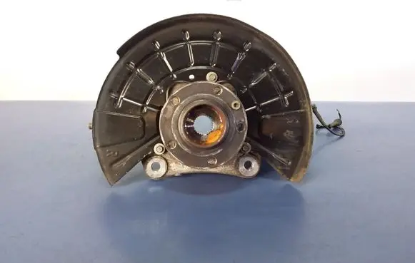 Jeep Grand Cherokee Front wheel hub spindle knuckle
