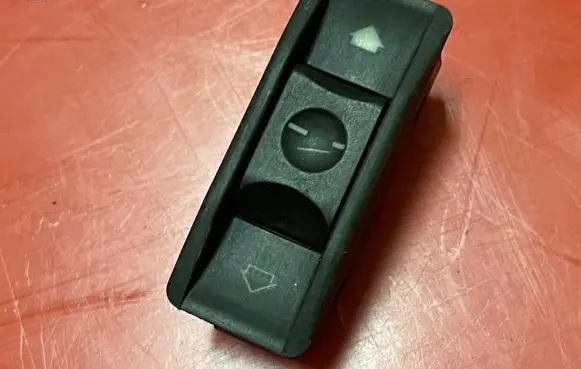 BMW 5 E34 Sunroof switch 1378862