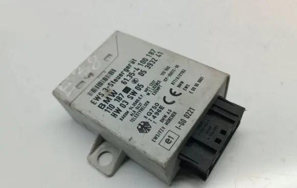 BMW 7 E38 Other control units/modules 61354100187 05393241 4100187