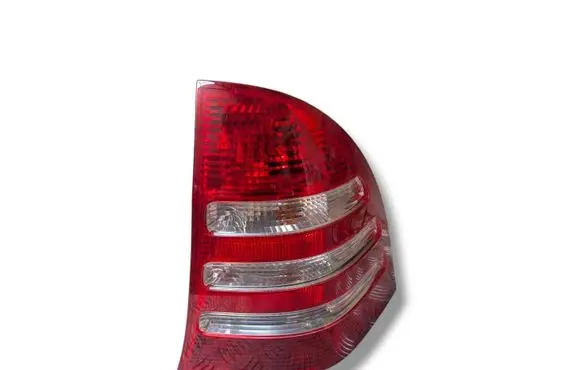 Mercedes-Benz C W203 Rear/tail lights 2038202464