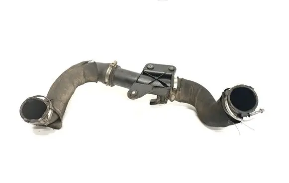 Audi A5 8T 8F Intercooler hose/pipe 8K0145673R 8K0145673