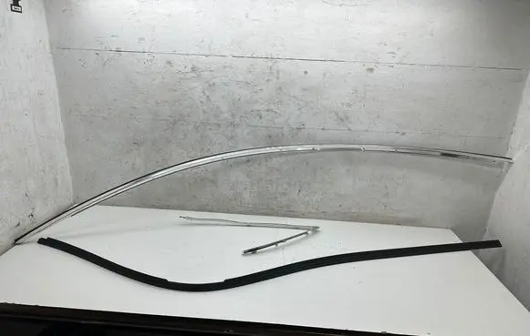 Audi A7 S7 4G Roof trim bar molding cover 4G8853703