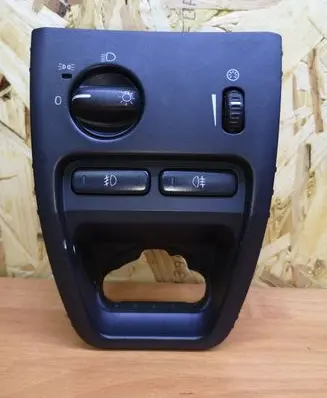 Volvo XC90 Light switch 8685450