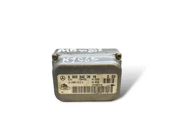 Mercedes-Benz C W203 ESP acceleration yaw rate sensor A0035423918 CD74B07H3R 10098515134