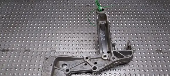 Volkswagen Golf V Front control arm 1K0199295E