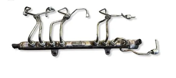Volvo V70 Fuel main line pipe 0445215025 30777759
